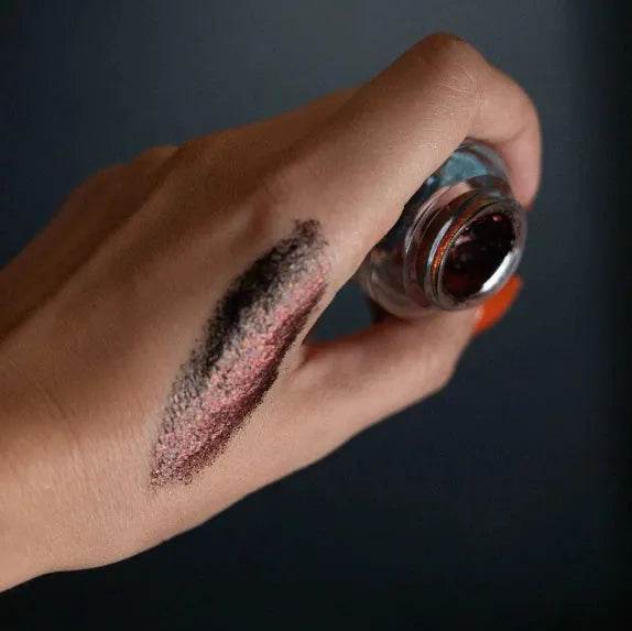 Fard à paupière Chameleon Cream - Extraordinary - Swatch - Jolie Beauty