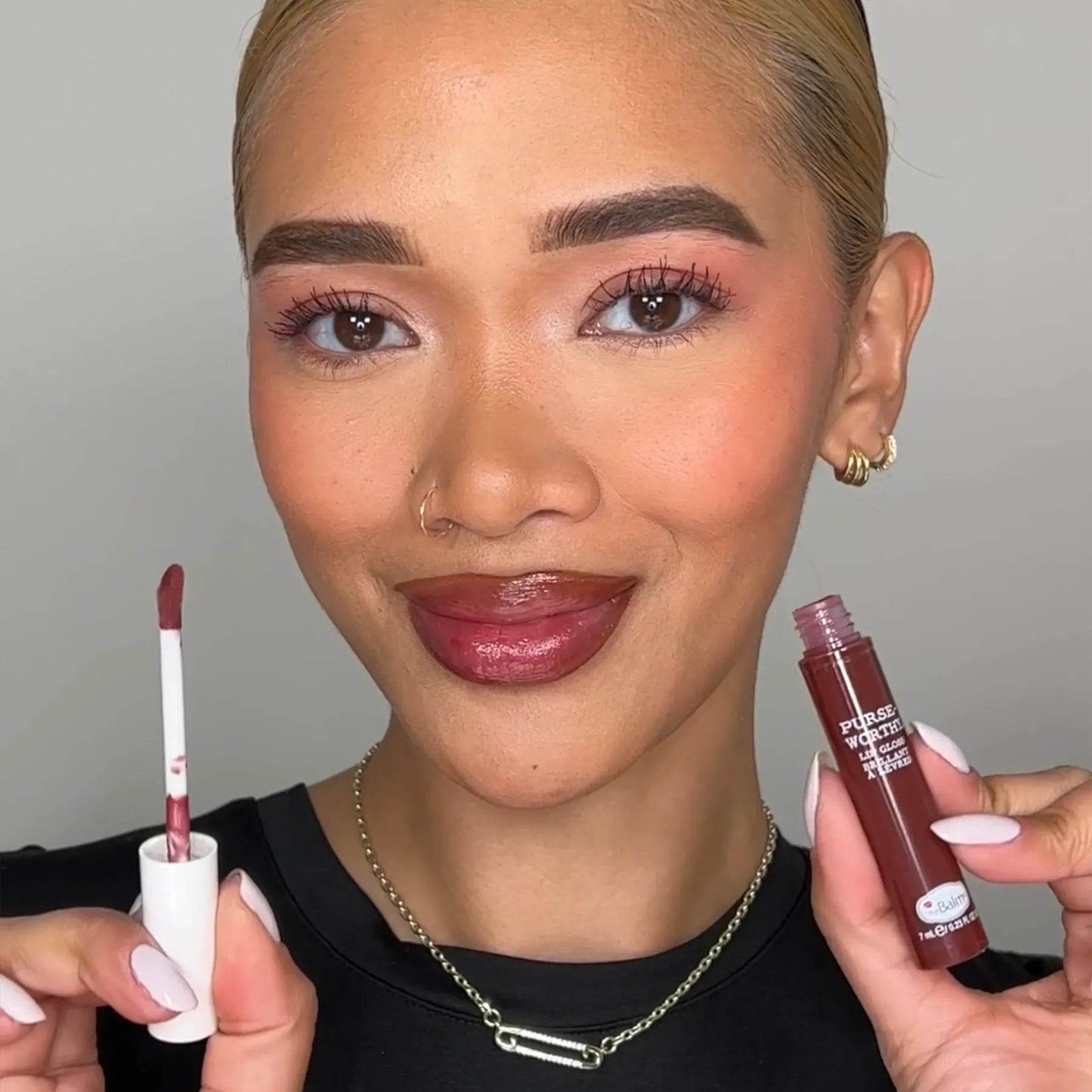 Gloss Purseworthy - Satchel - 7 ml theBalm Cosmetics EU