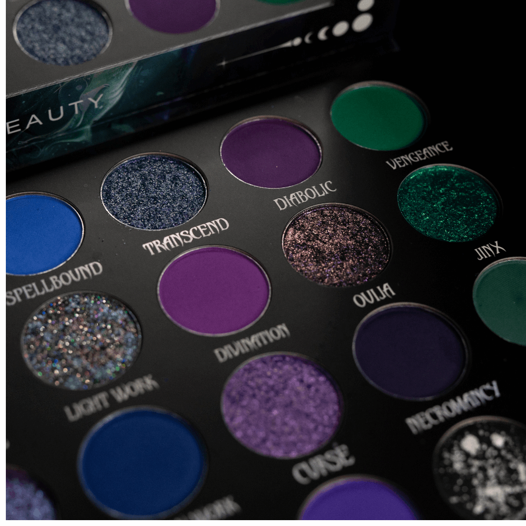 Palette de 28 fards à paupière - Spellbound - 56 g