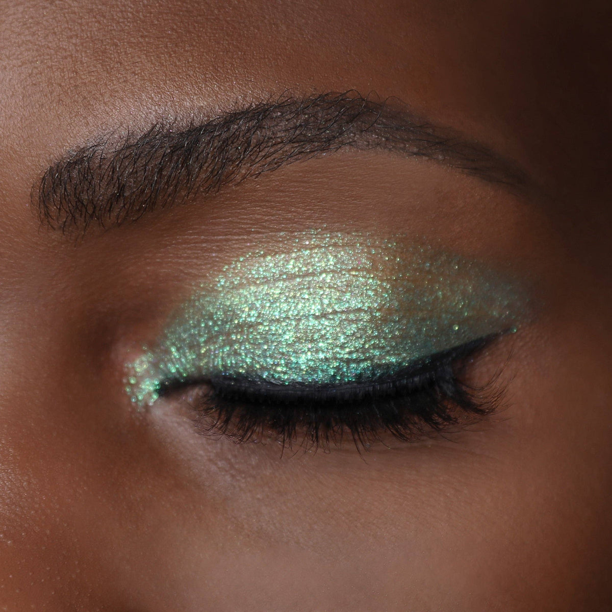 Fard à paupières métallique Moira Chroma Light - 010 Aquamarine