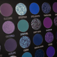 Palette de 28 fards à paupière - Spellbound - 56 g
