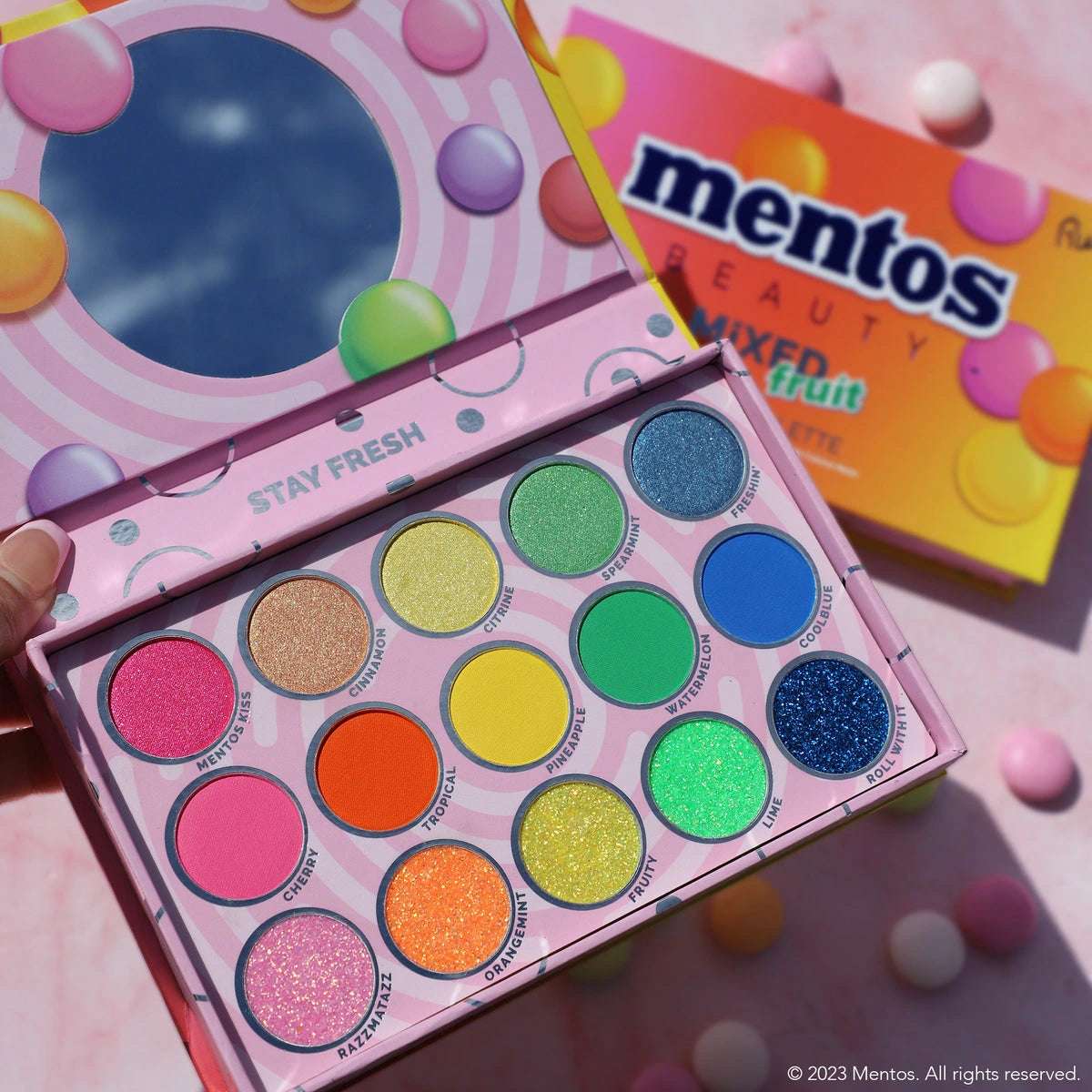 Palette de 15 fards à paupière - Mentos Mixed Fruit Neon Rude Cosmetics 2