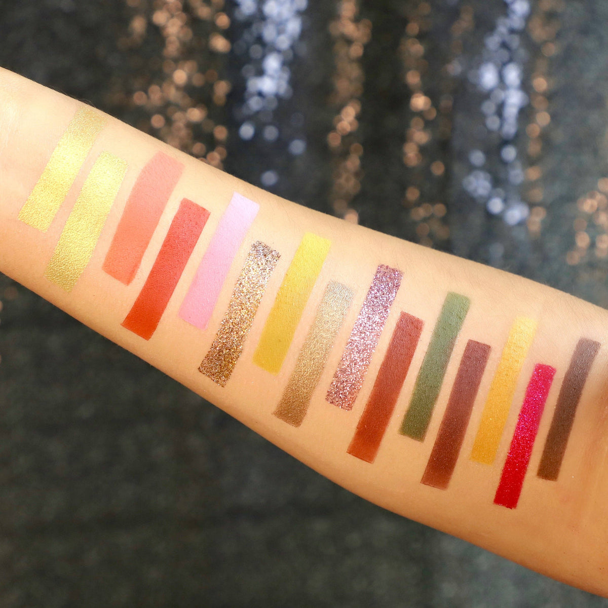 Palette de 30 pigments et ombres Flower Child - Potpourri Rude Cosmetics