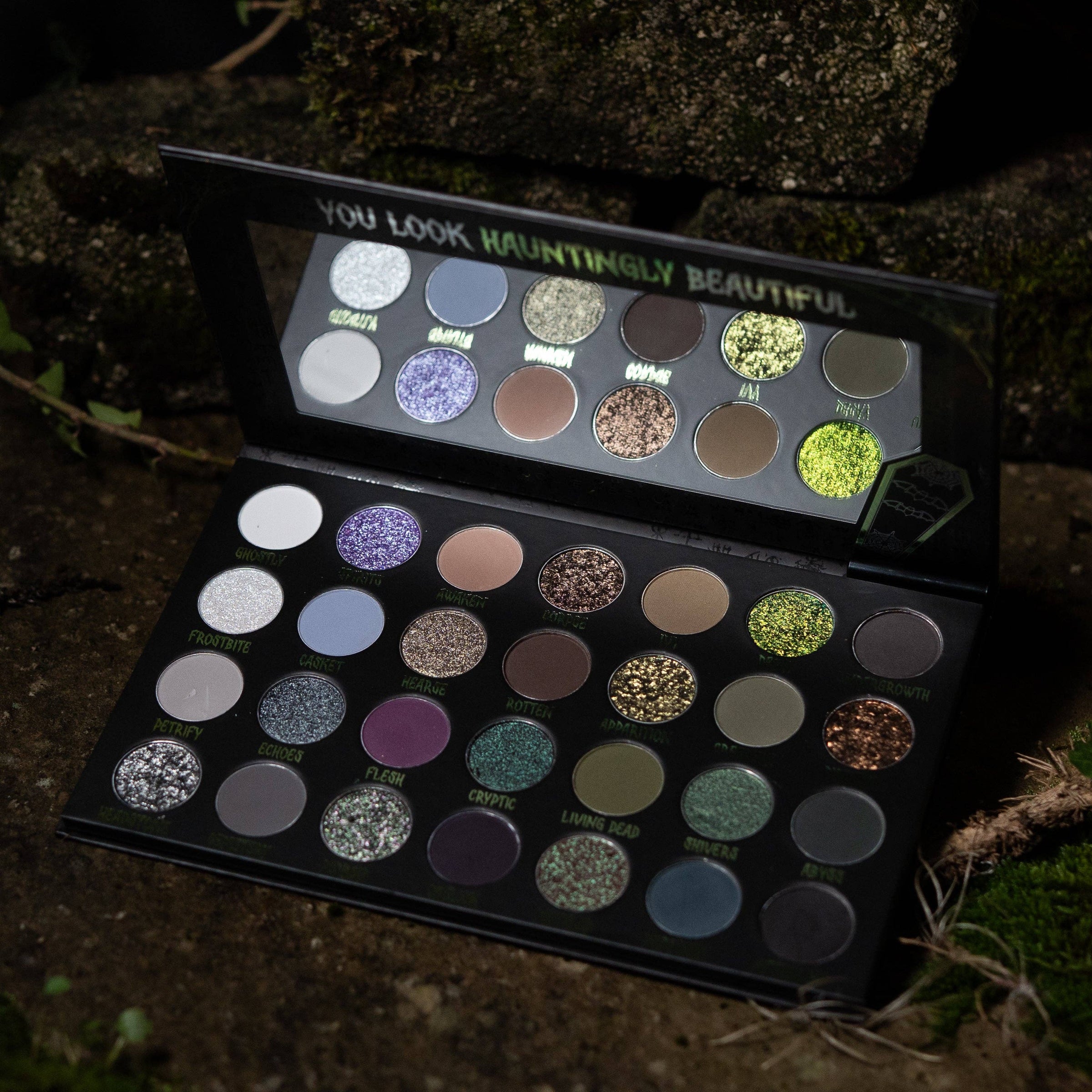 Palette de 28 fards à paupière - Cryptic