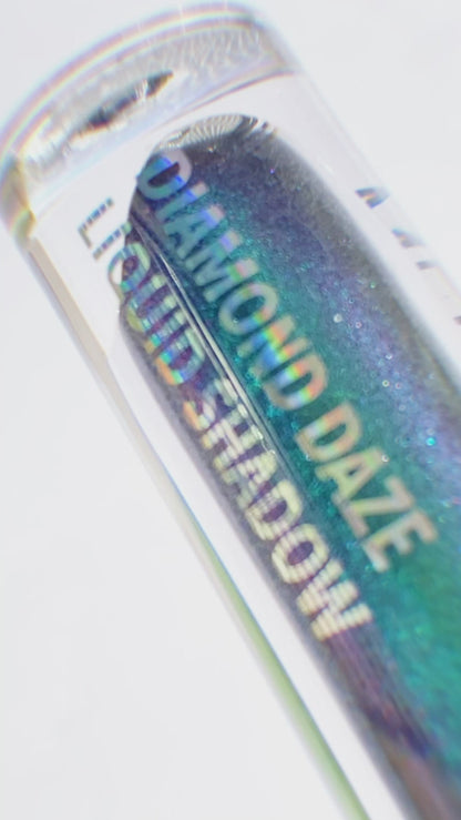 Fard à paupières multichrome liquide Diamond Daze - 009 Green Paradise