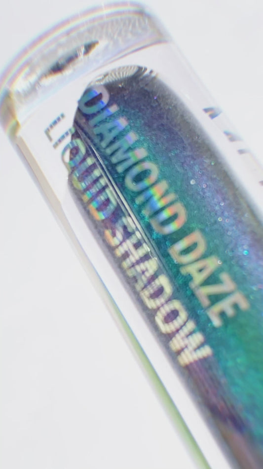 Fard à paupières multichrome liquide Diamond Daze - 009 Green Paradise