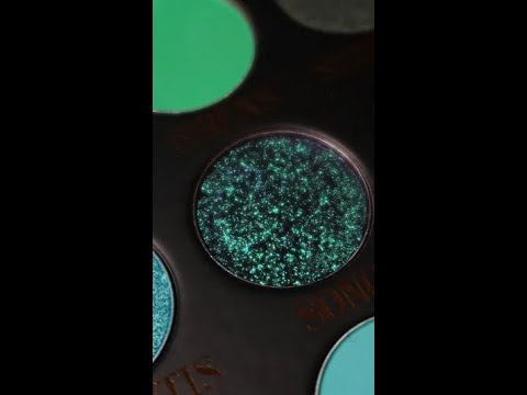 Palette de 28 fards à paupière - Sirens