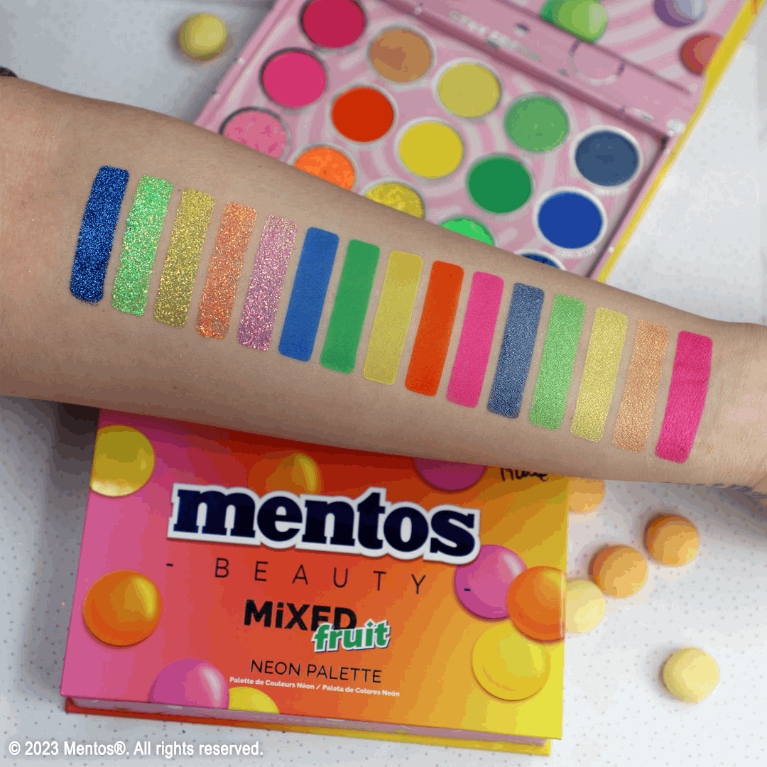 swatch Palette de 15 fards à paupière - Mentos Mixed Fruit Neon Rude Cosmetics